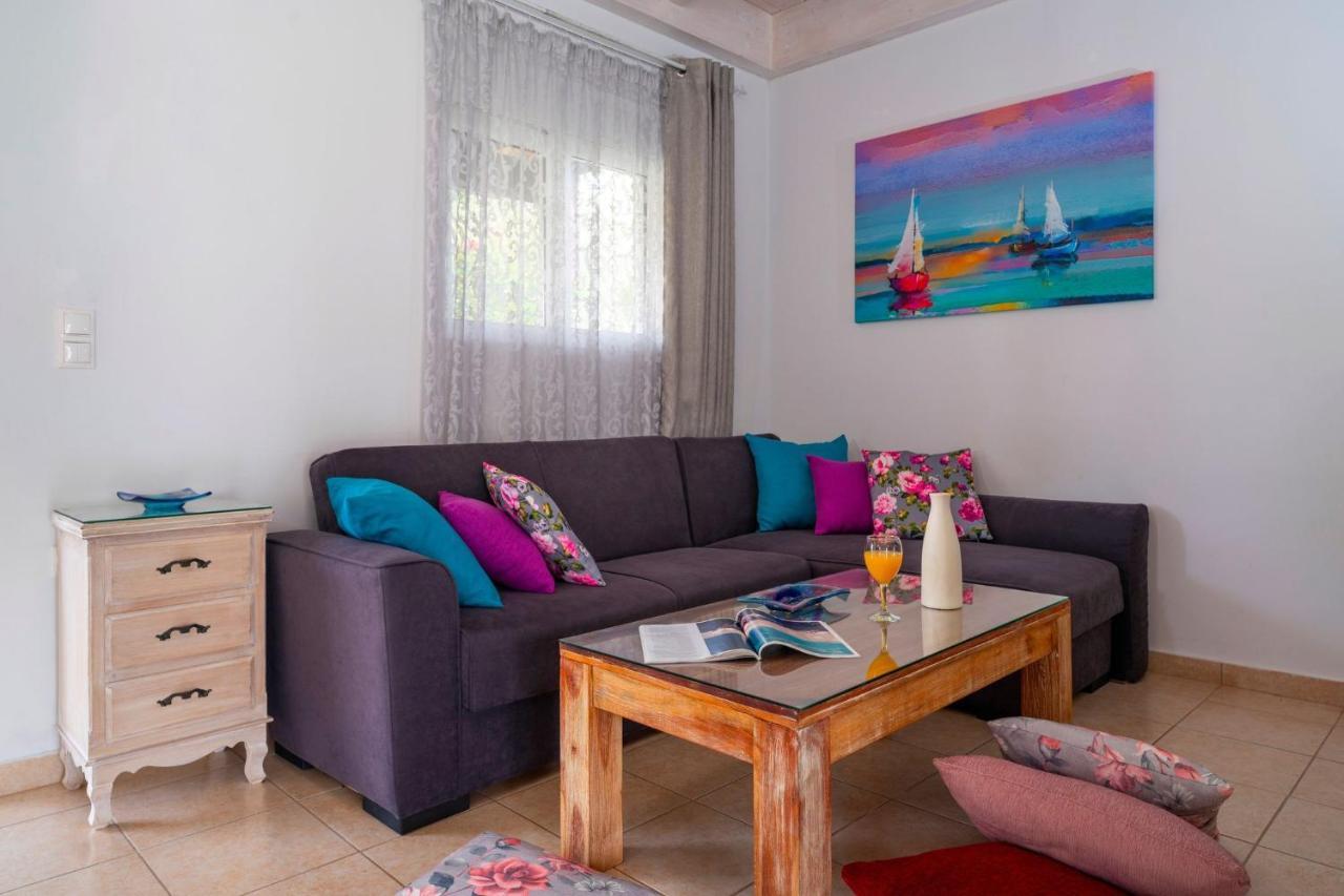 Posidonia Luxury Kolympia Villa *